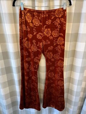 Cider Burnout Velvet Floral Pants in Rust Orange